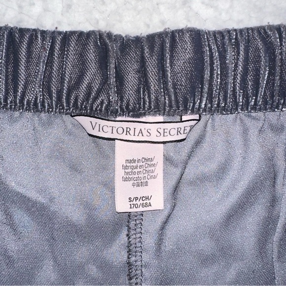 Victoria’s Secret velvet ruffled hem sleep shorts satin drawstring dark grey S - Picture 5 of 7